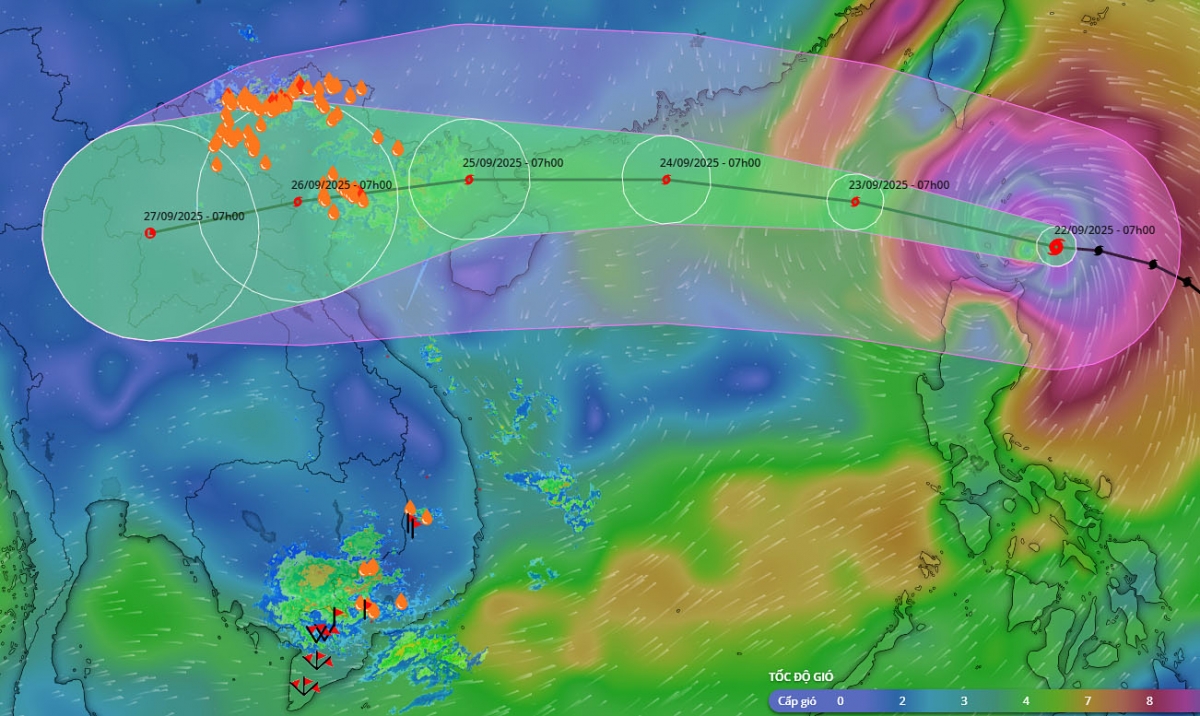 Ragasa moving into East Sea, heading toward North Vietnam